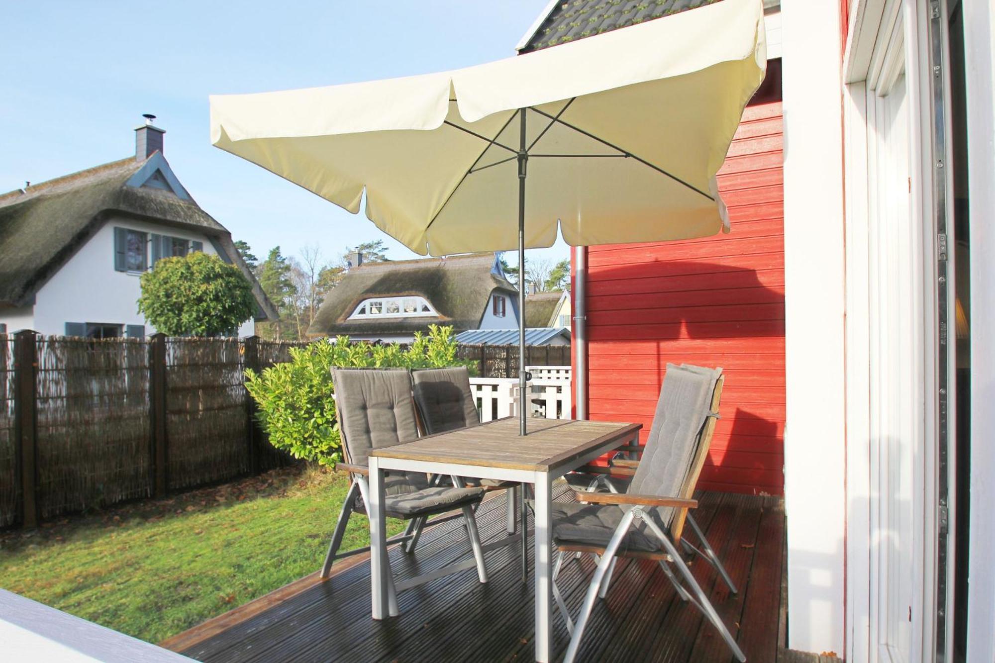 Ferienhaus Wellenlaeufer Haus - Sauna, Terrasse, Garten Glowe Exterior photo